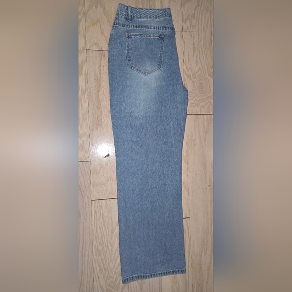 Pantalón recto- Straight Screen - Picture 4 of 9